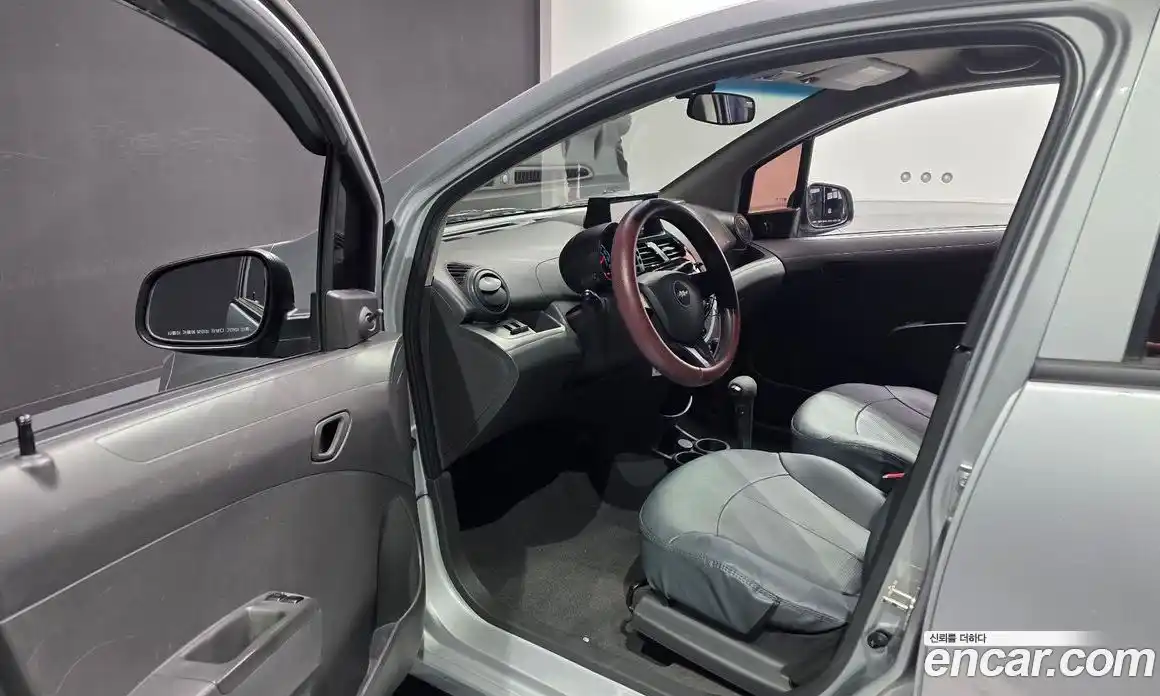 Chevrolet Spark 2012 1.0 Автомат в Москве № 216966, фото 11