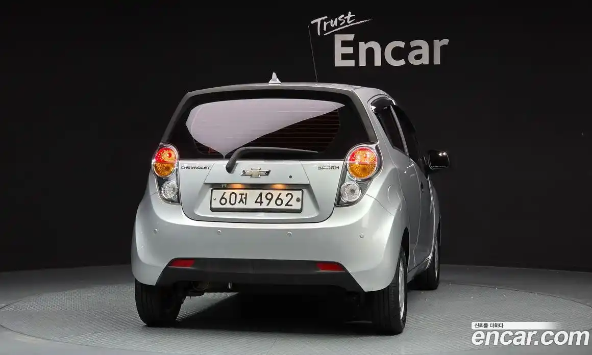 Chevrolet Spark 2012 1.0 Автомат в Москве № 216966, фото 4