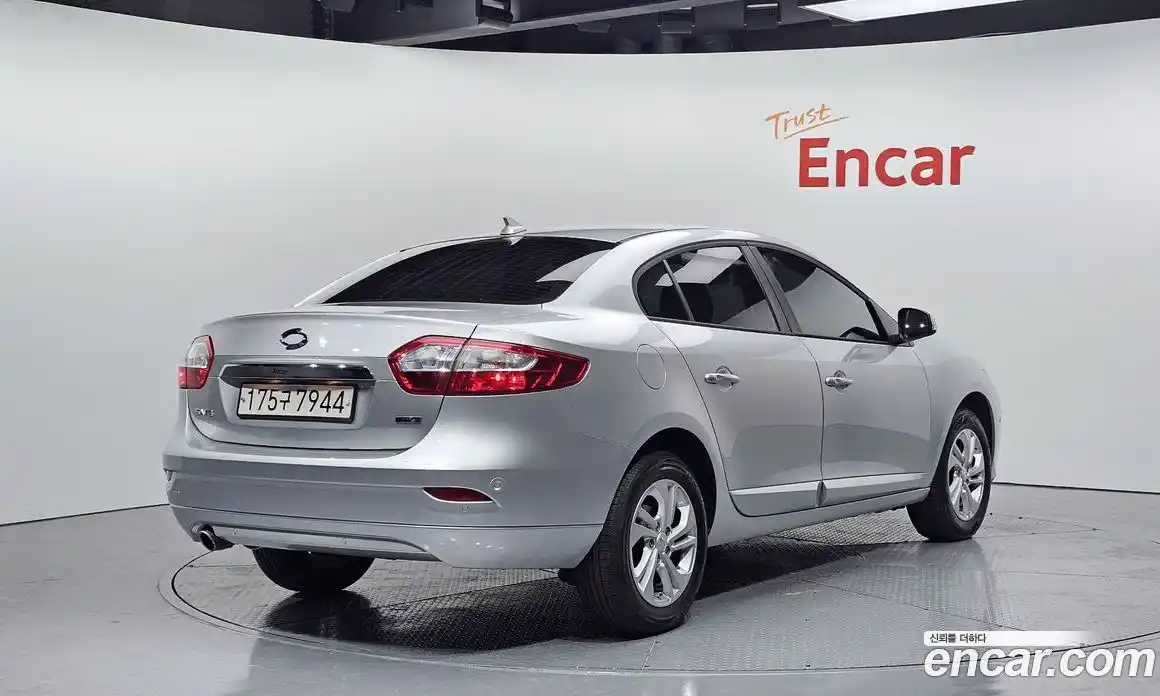 Renault SM3 2018 1.6 Автомат в Москве № 222499, фото 18