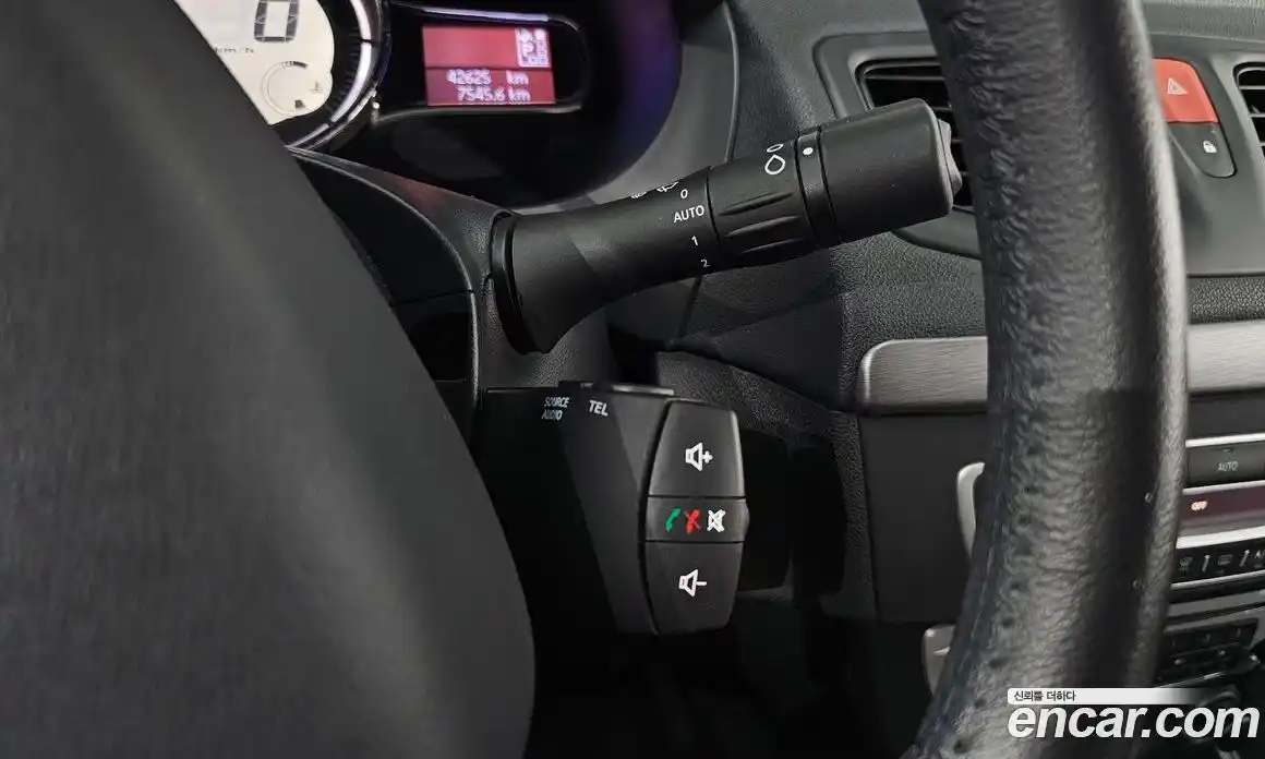 Renault SM3 2018 1.6 Автомат в Москве № 222499, фото 5