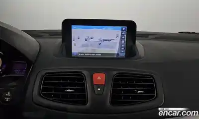 Renault SM3 2018 1.6 Автомат в Москве № 222499, миниатюра 6