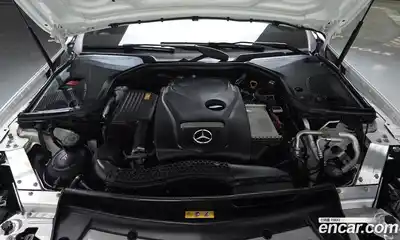 Mercedes-Benz E-Class 2022 2.0 Автомат в Москве № 222590, миниатюра 12