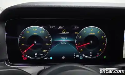 Mercedes-Benz E-Class 2022 2.0 Автомат в Москве № 222590, миниатюра 3