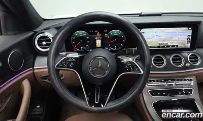 Mercedes-Benz E-Class 2022 2.0 Автомат в Москве № 222590, миниатюра 7