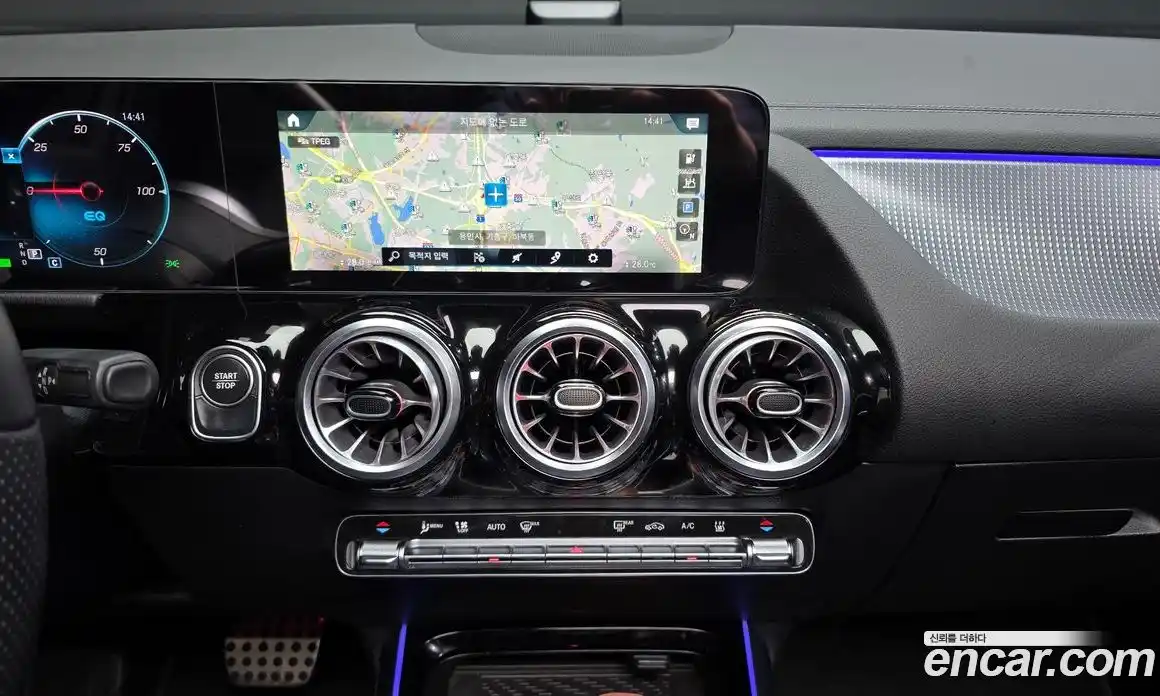 Mercedes-Benz EQA 2022 0.2 Автомат в Москве № 225091, фото 13