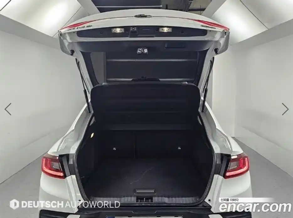 Renault XM3 2023 1.3 Автомат в Москве № 227272, фото 20