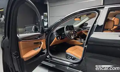 BMW 5-Series 2023 2.0 Автомат в Москве № 228609, миниатюра 11