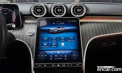 Mercedes-Benz C-Class 2022 2.0 Автомат в Москве № 229403, миниатюра 12