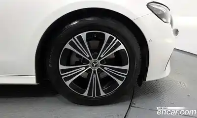 Mercedes-Benz E-Class, 2025