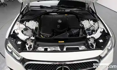 Mercedes-Benz E-Class 2025 2.0 Автомат в Москве № 229455, миниатюра 9