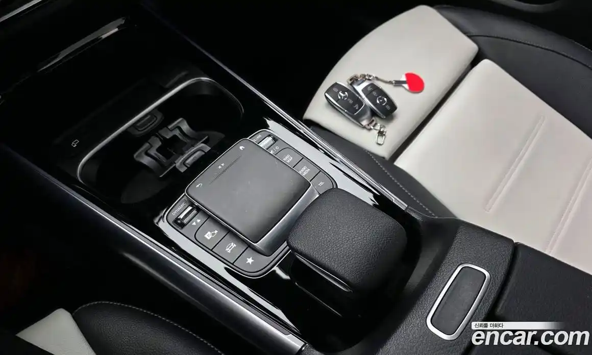 Mercedes-Benz GLA-Class 2021 2.0 Автомат в Москве № 229478, фото 17