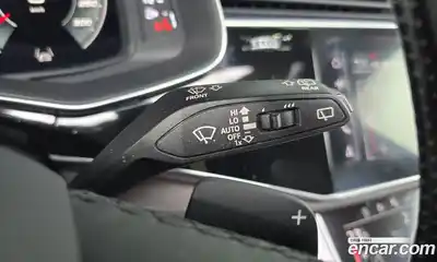 Audi Q7 2021 3.0 Автомат в Москве № 229925, миниатюра 9