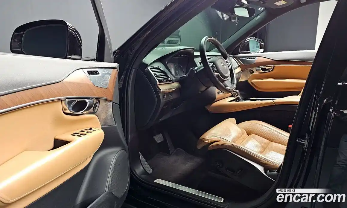 Volvo XC90 2019 2.0 Автомат в Москве № 230529, фото 14