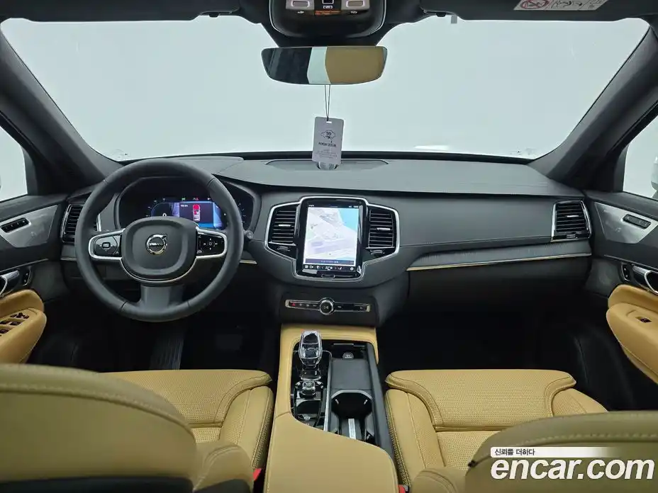 Volvo XC90 2025 2.0 Автомат в Москве № 230769, фото 7