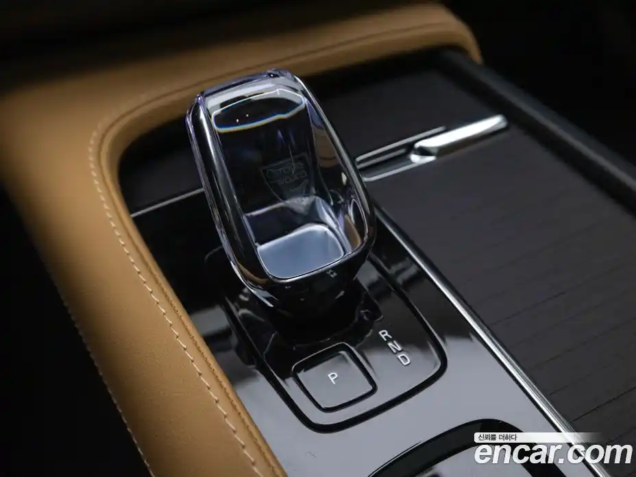 Volvo XC90 2025 2.0 Автомат в Москве № 230815, фото 12