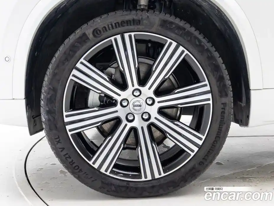 Volvo XC90 2025 2.0 Автомат в Москве № 230815, фото 5