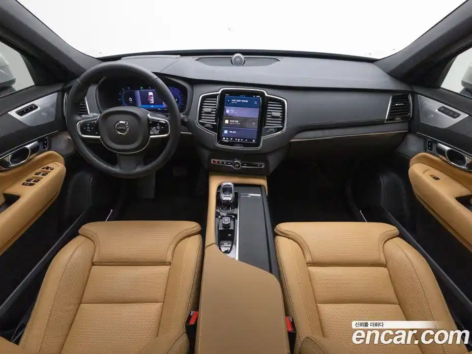 Volvo XC90 2025 2.0 Автомат в Москве № 230815, фото 7