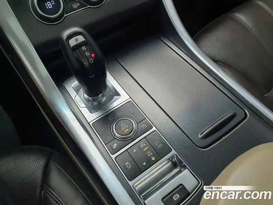 Land Rover Range-Rover Sport 2015 4.4 Автомат в Москве № 231342, фото 14