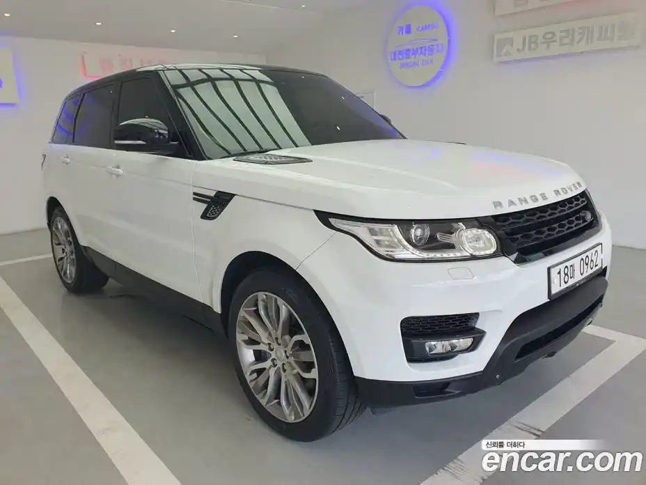 Land Rover Range-Rover Sport 2015 4.4 Автомат в Москве № 231342, фото 3