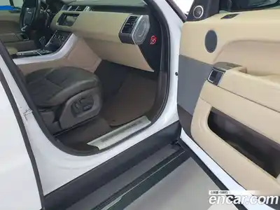 Land Rover Range-Rover Sport 2015 4.4 Автомат в Москве № 231342, миниатюра 9