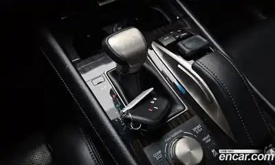 Lexus LS 2016 4.6 Автомат в Москве № 231985, миниатюра 10