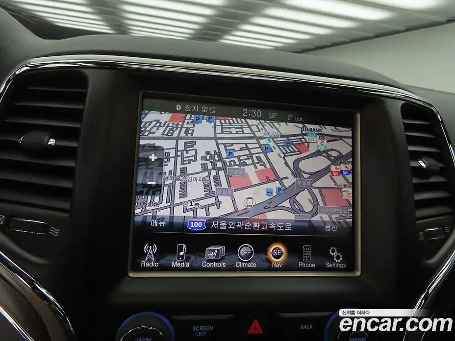 Jeep Cherokee 2015 3.6 Автомат в Москве № 232561, фото 13