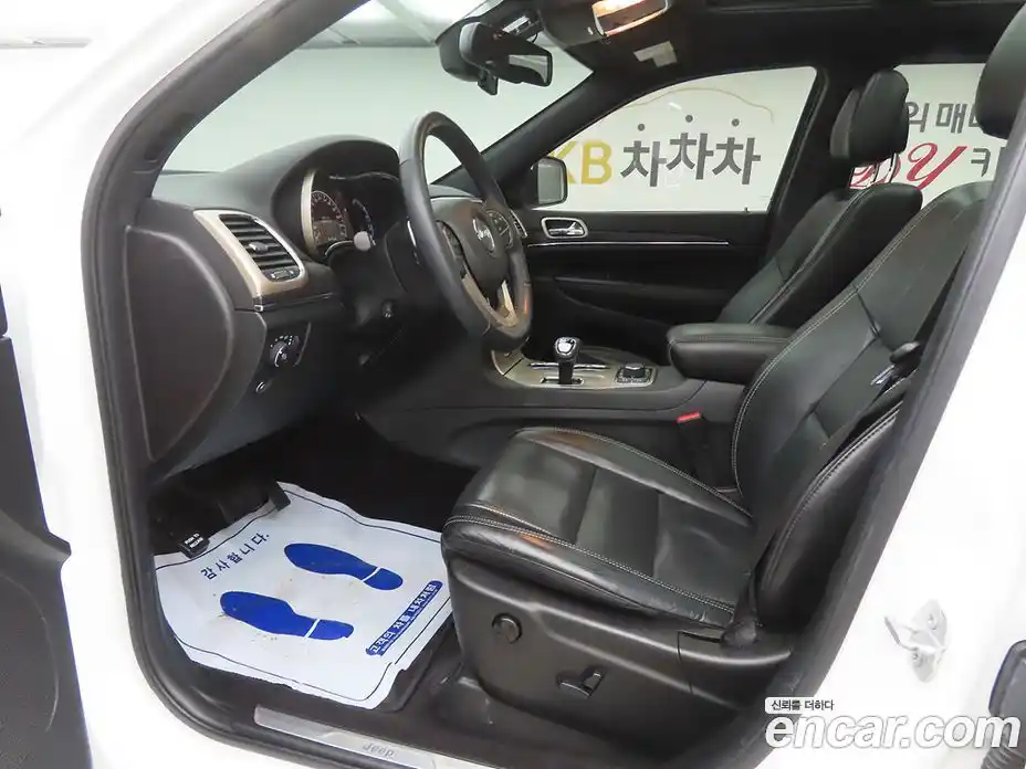 Jeep Cherokee 2015 3.6 Автомат в Москве № 232561, фото 5