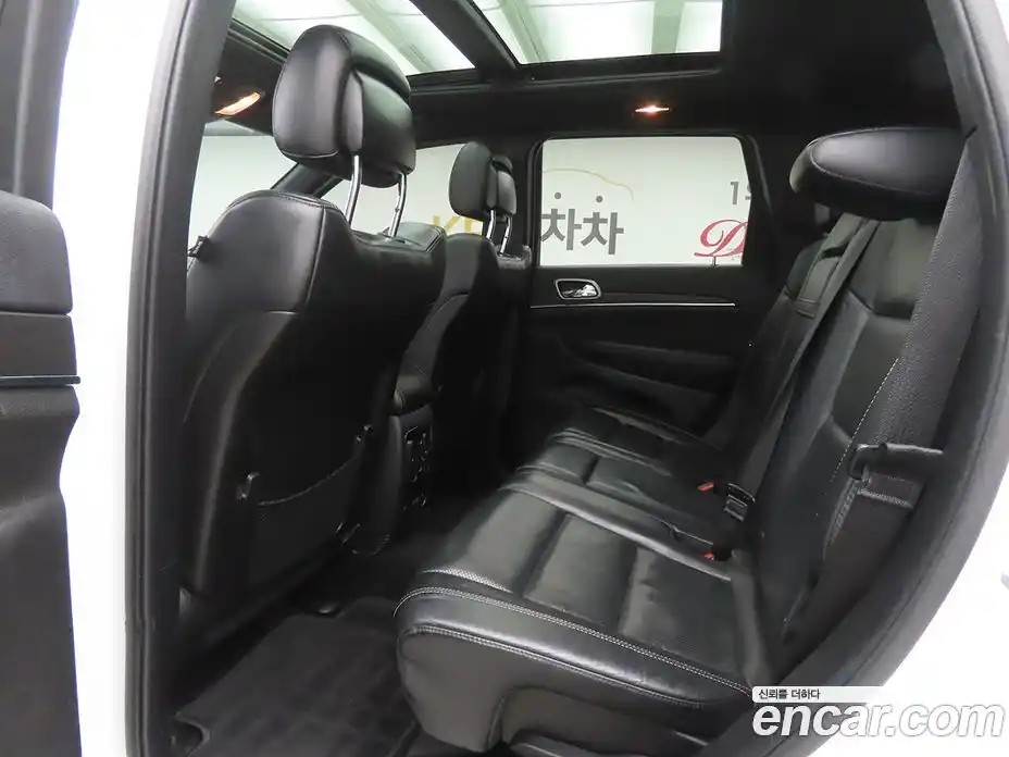 Jeep Cherokee 2015 3.6 Автомат в Москве № 232561, фото 6