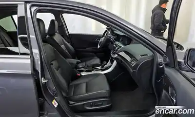 Honda Accord 2013 3.5 Автомат в Москве № 232872, миниатюра 11