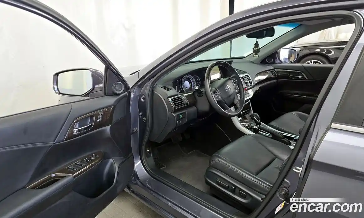 Honda Accord 2013 3.5 Автомат в Москве № 232872, фото 6