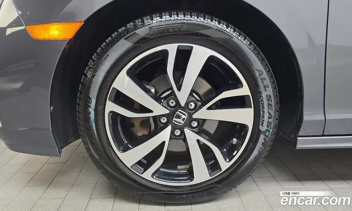 Honda Odyssey 2019 3.5 Автомат в Москве № 232902, фото 16