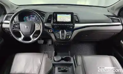 Honda Odyssey 2019 3.5 Автомат в Москве № 232902, миниатюра 8