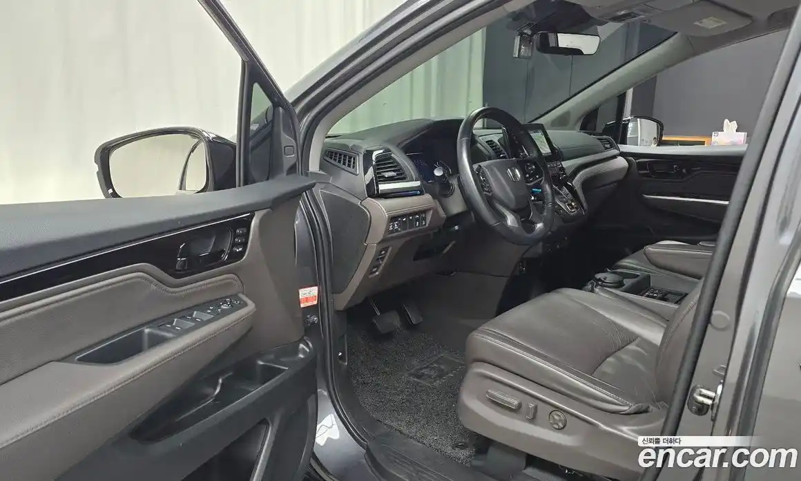 Honda Odyssey 2019 3.5 Автомат в Москве № 232902, фото 9