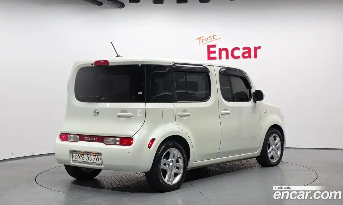 Nissan Cube 2011 1.8 Автомат в Москве № 242230, фото 3