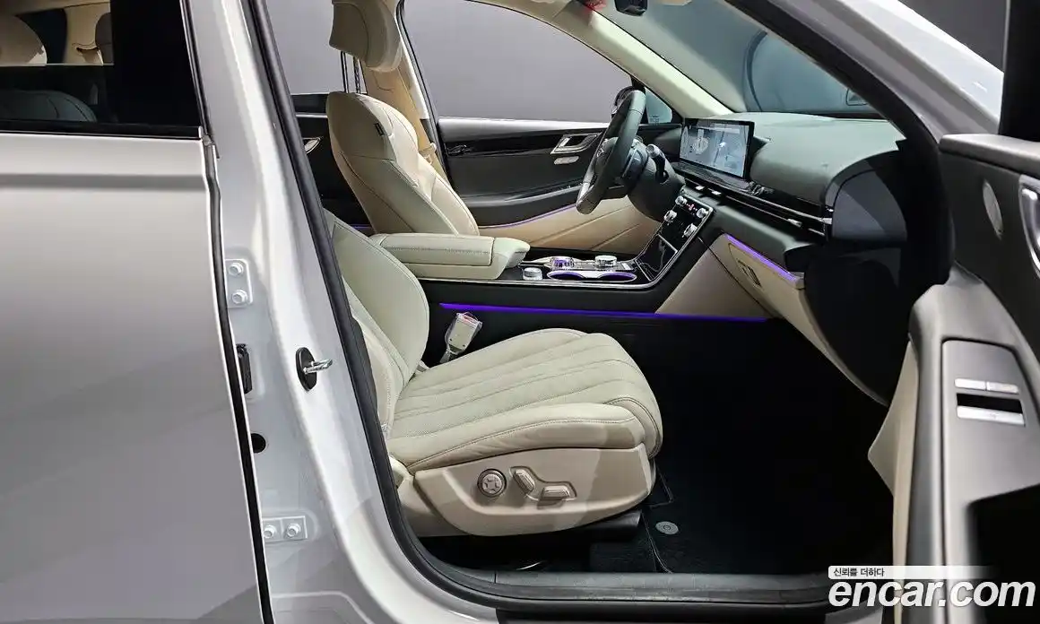 Genesis GV80 2024 2.5 Автомат в Москве № 24605, фото 17