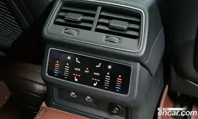 Audi A6 2023 2.0 Автомат в Москве № 246965, миниатюра 12