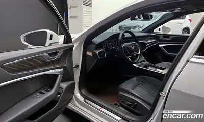 Audi A6 2023 2.0 Автомат в Москве № 246965, миниатюра 9