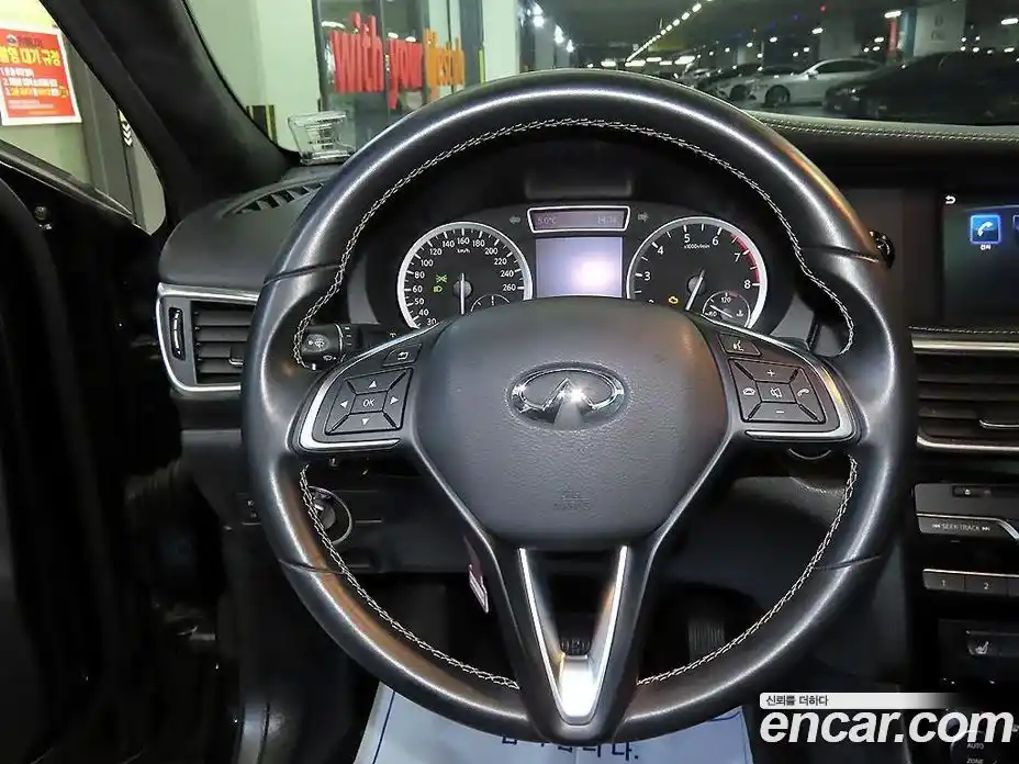 Infiniti QX30 2019 2.0 Автомат в Москве № 249293, фото 8