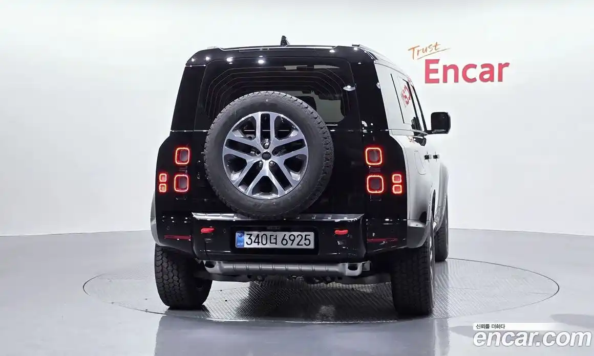 Land Rover Defender 2025 3.0 Автомат в Москве № 252503, фото 4