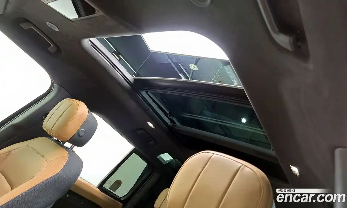 Land Rover Defender 2025 3.0 Автомат в Москве № 252503, фото 9