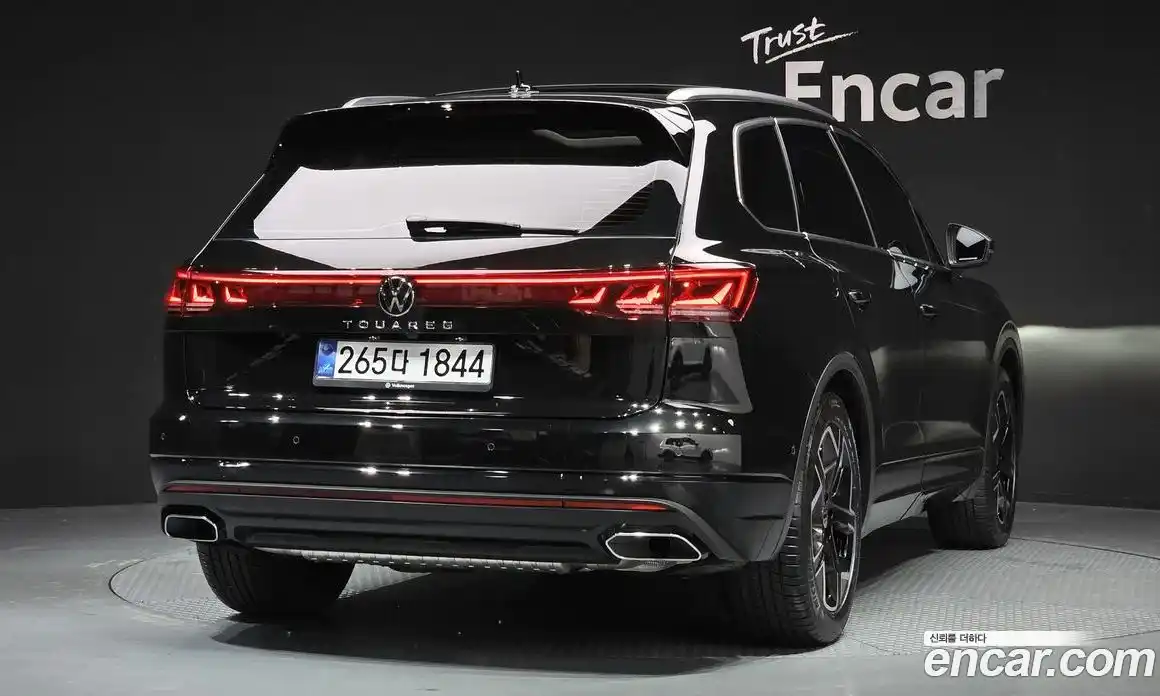 Volkswagen Touareg 2025 3.0 Автомат в Москве № 254473, фото 3