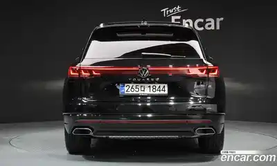 Volkswagen Touareg 2025 3.0 Автомат в Москве № 254473, миниатюра 4