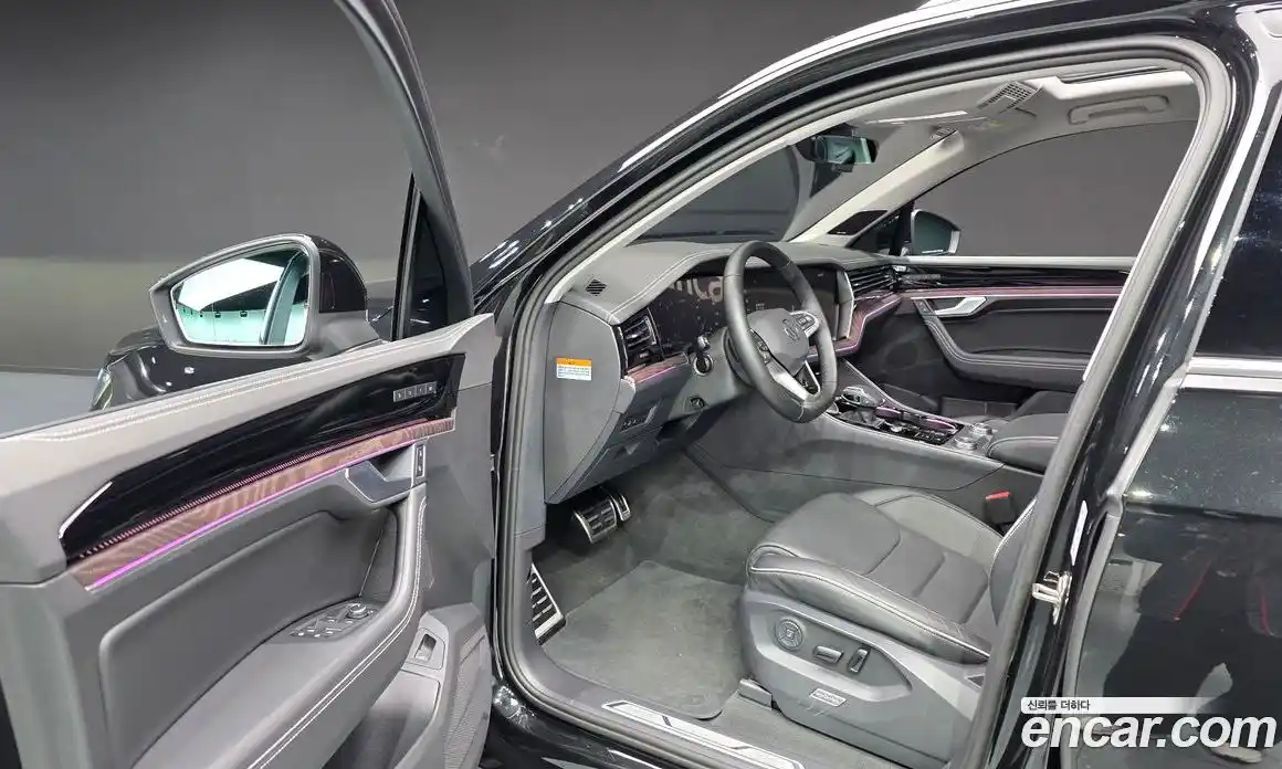 Volkswagen Touareg 2025 3.0 Автомат в Москве № 254473, фото 9