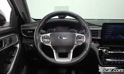Ford Explorer, 2022