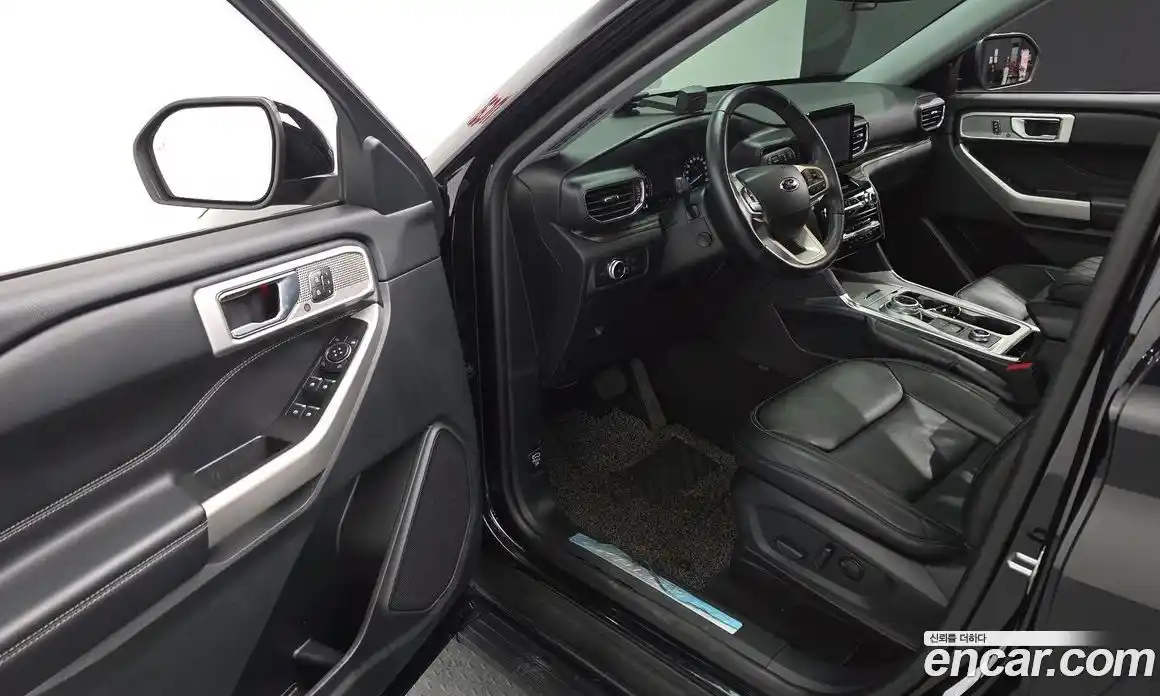 Ford Explorer 2022 2.3 Автомат в Москве № 255554, фото 3