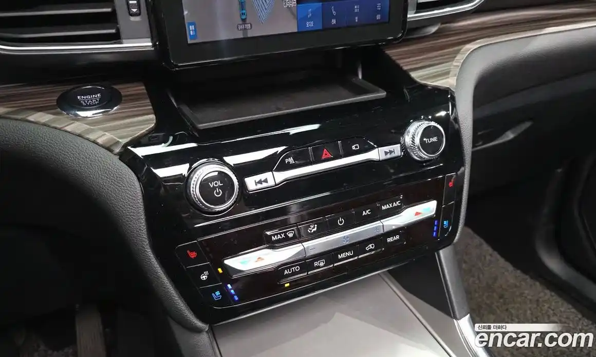 Ford Explorer 2022 2.3 Автомат в Москве № 255554, фото 4