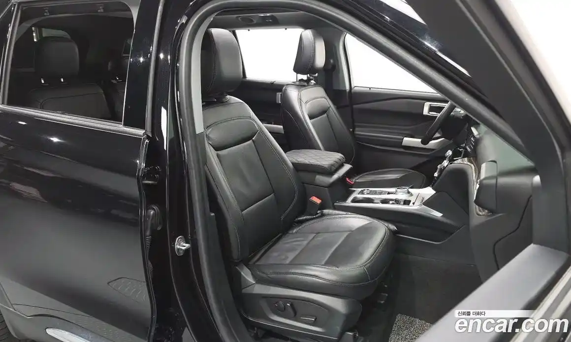 Ford Explorer 2022 2.3 Автомат в Москве № 255554, фото 8