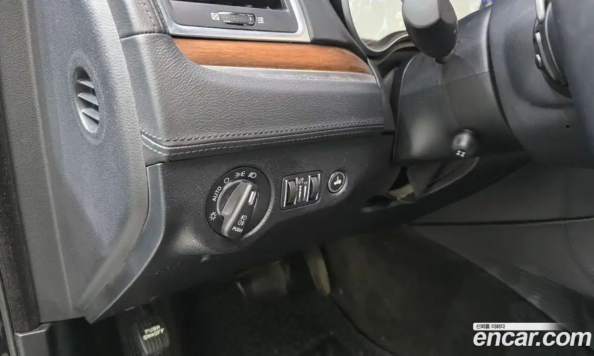 Chrysler 300C 2016 3.6 Автомат в Москве № 256780, фото 15