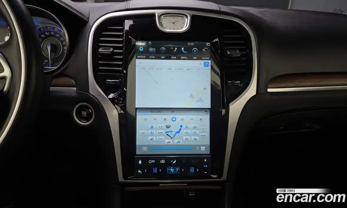 Chrysler 300C 2016 3.6 Автомат в Москве № 256780, фото 16