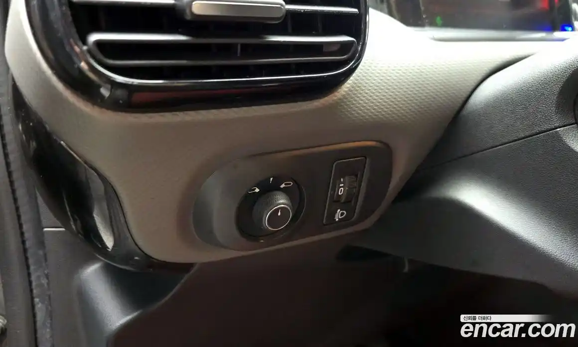 Citroen C4 Cactus 2018 1.6 Автомат в Москве № 256818, фото 16